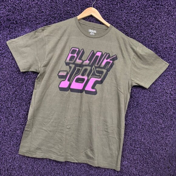 Blink-182 Gradient Spell Out Logo Pop Punk Band T-Shirt XL - Picture 3 of 5